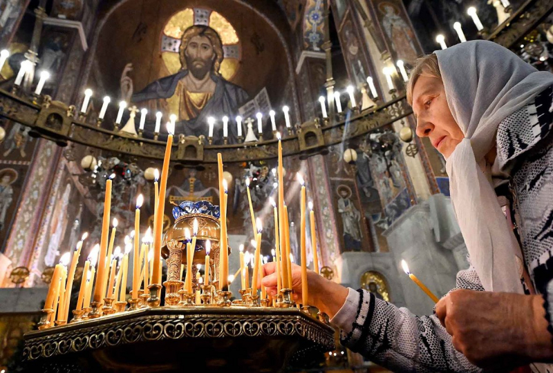 Какой сегодня праздник