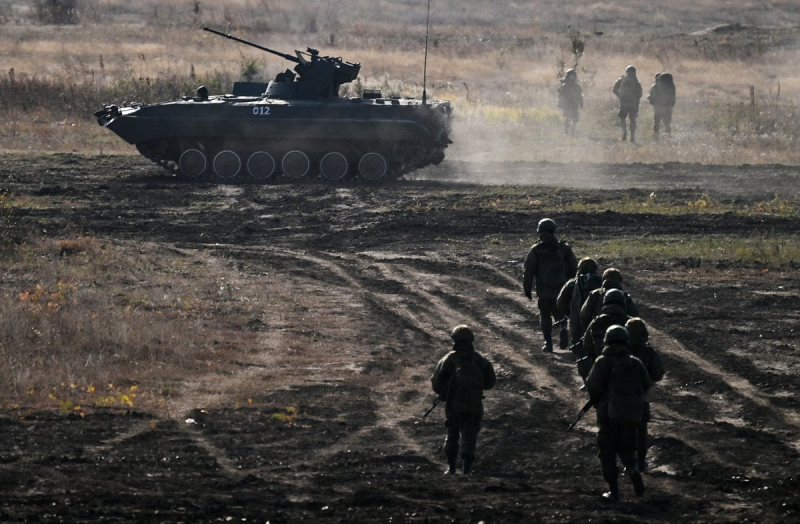 Бывшие заключенные сбежали с военного полигона под Ростовом