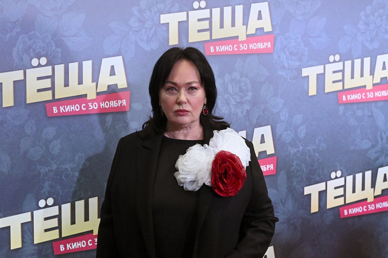 Долги Гузеевой по ЖКУ