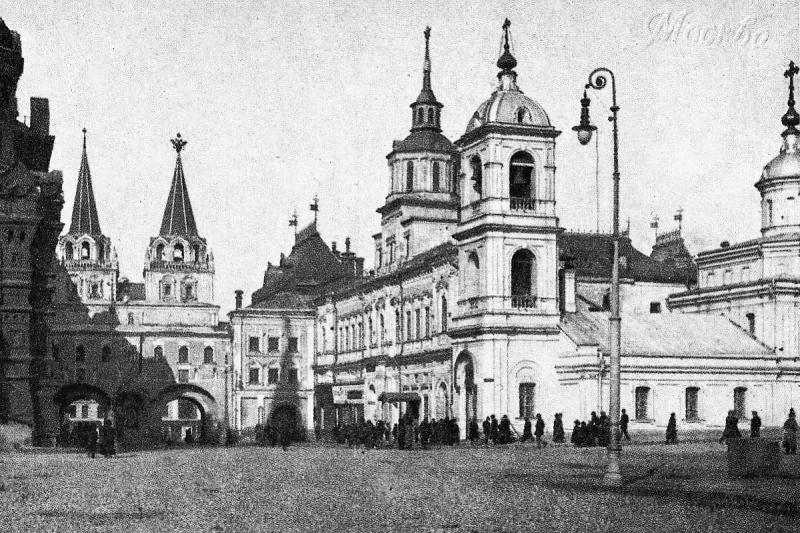 Историк опроверг распространенный миф о Сталине. Вождь правда хотел взорвать храм Василия Блаженного?