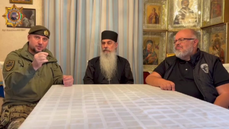 Извинения Алаудинова перед священником