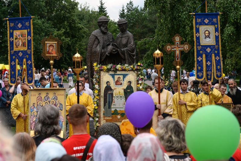 День семьи, любви и верности в 2025 году