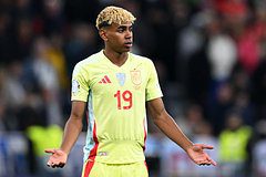 Люди с карликовостью пожаловались на вечеринку 18-летней звезды «Барселоны»