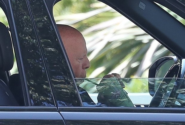 Майкл Дуглас завершил карьеру