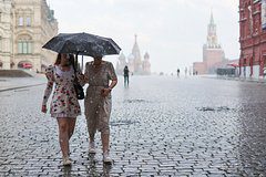 Москвичам назвали срок прекращения грозовых дождей