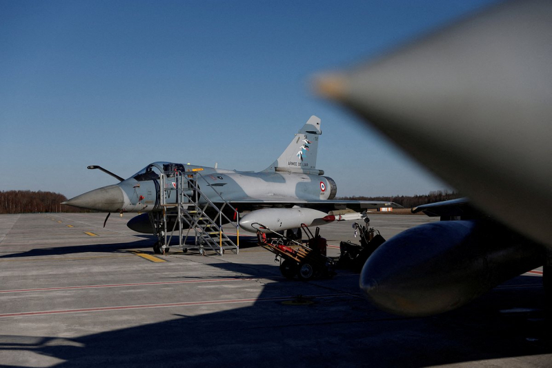 Строительство бункеров для самолетов F-16 и Mirage на Украине