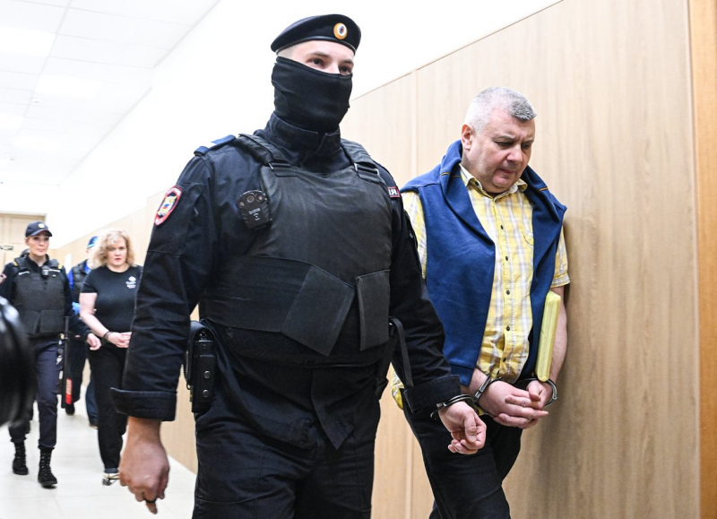 Суд над генералами МВД из Петербурга