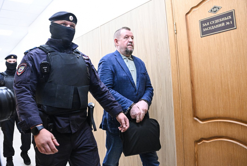 Суд над генералами МВД из Петербурга