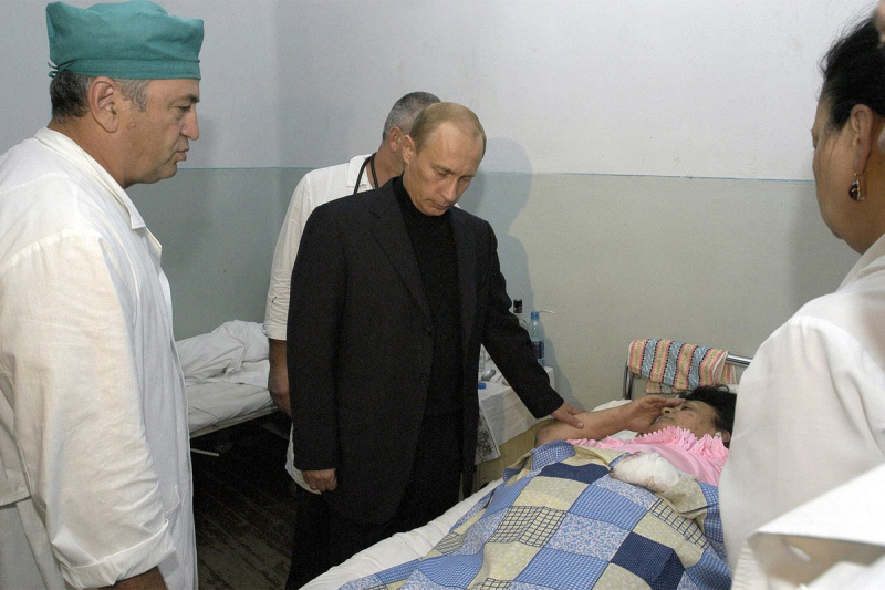 Теракт в школе в Беслане 1 сентября 2004 года