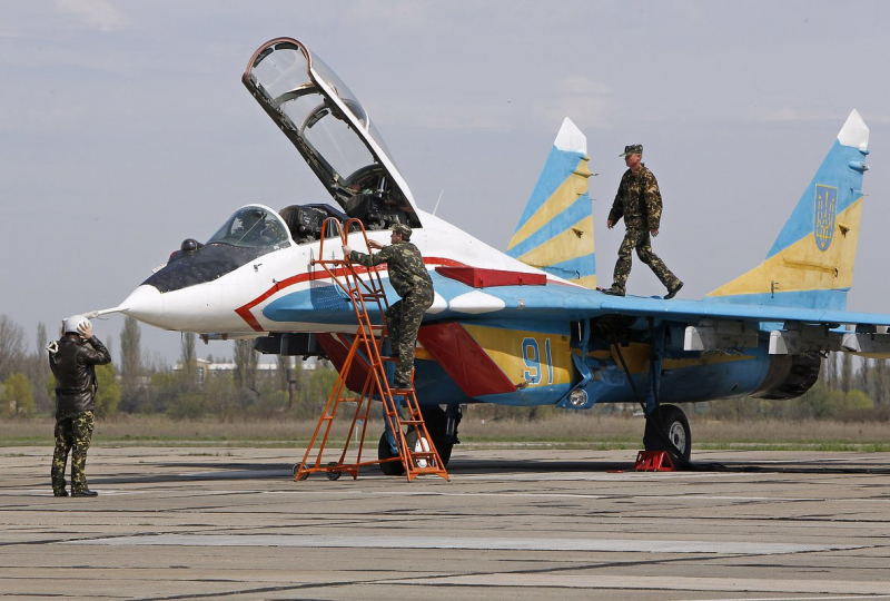 Азербайджан мог вернуть Украине старые МиГ-29