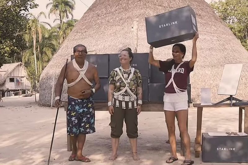 Эпидемия порно, всплески насилия и запретные проповеди. Что происходит, когда дикие племена сталкиваются с цивилизацией?