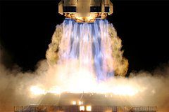 Китай успешно испытал ракету для полетов на Луну