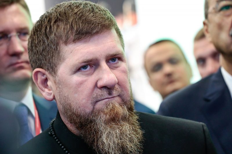 Награды и должности 17-летнего Адама Кадырова