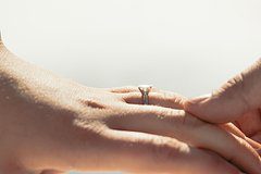 Писатель Дэн Браун женится на одной из своих четырех любовниц