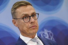 Президент Финляндии поспорил с Борисом Джонсоном в Киеве