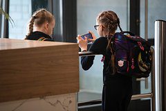 Российская школьница попала в аферу при покупке игровых монет