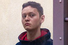 Сжегший российский паспорт певец захотел выступить перед военными на СВО