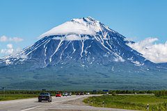 Жители Камчатки ощутили восемь из более 60 афтершоков и получили предупреждение о цунами