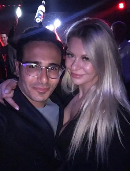 Знаменитого афериста из Tinder внезапно задержали. Как герой-любовник, выманивший у женщин миллионы, прославился на весь мир?