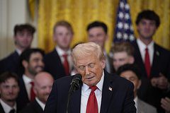 Австралийский посол извинился перед Трампом за «деревенского идиота»