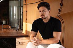 Дуров обвинил власти Европы в попытке лишить людей свободы