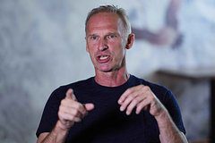 Гашек сделал новое заявление об участии россиян в НХЛ