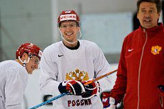 Хоккеист Кузнецов перешел в «Металлург»