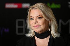 Яна Поплавская возмутилась отсутствием у Пугачевой статуса иноагента