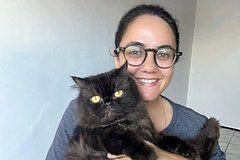 Кошка помогла хозяйке обнаружить рак груди