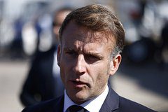 Макрон отреагировал на кражу драгоценностей из Лувра