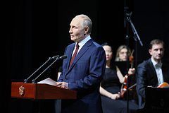 Названы поздравившие Путина с днем рождения зарубежные лидеры