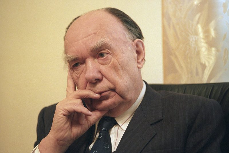 «Он имел в руках все». Архитектора перестройки Яковлева считают главным в деле уничтожения СССР. Так ли это на самом деле?