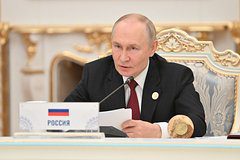 Путин подписал закон об усилении ответственности иностранных агентов