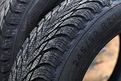 Россиянам дали советы по правильному хранению летних шин зимой