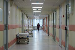 Россияне высказались об идее обязать неработающих платить взносы за ОМС