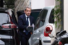 Саркози посадят