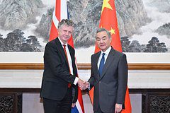 Советника Стармера захотели уволить из-за дела о шпионаже