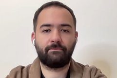 Уехавший из России комик пожаловался на сложности работы в эмиграции