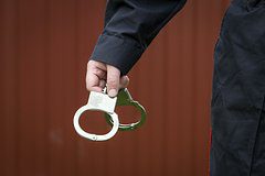 В Москве завели уголовное дело после массовой драки мигрантов с палками и лопатами