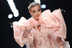 В России призвали скинуться деньгами на нарколога для Волочковой