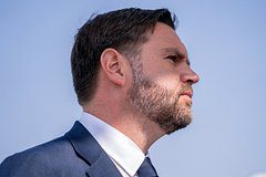 Вице-президент США изменил мнение о конфликте на Украине