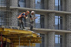 Вклад мигрантов в экономику Москвы оценили