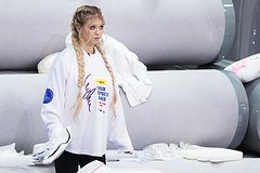 Врач акушер-гинеколог оценила падения Трусовой на тренировках после родов