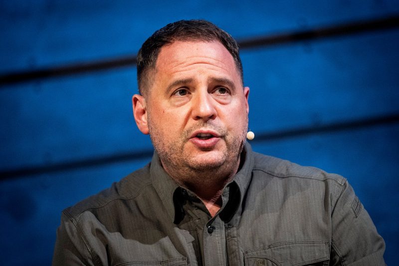 Арахамия требует от Зеленского уволить Ермака