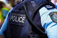 Бывший полицейский украл из дома педофила пять миллионов рублей