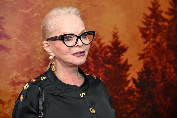 Дача показаний Долиной в суде по делу о квартире