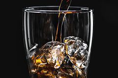 Легендарный производитель виски зарегистрировал товарный знак в России