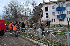 Многоквартирный дом частично обрушился в результате взрыва в российском регионе