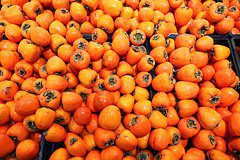 Некоторых людей предостерегли от употребления хурмы