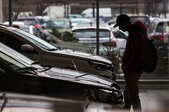 Продажи легковушек в России взлетели в преддверии нового утиля